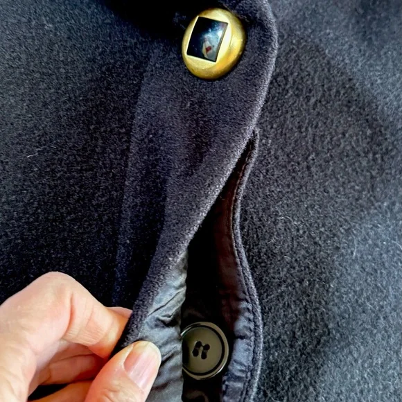 Wool coat - Picture 6 of 12